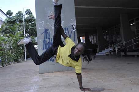 Cultura negra é cada vez mais presente no visual e nas músicas preferidas pelos jovens Foto 2 - Cultura negra